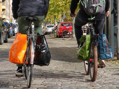 Cobags - Sac cabas porte-bagages recyclés et pratiques