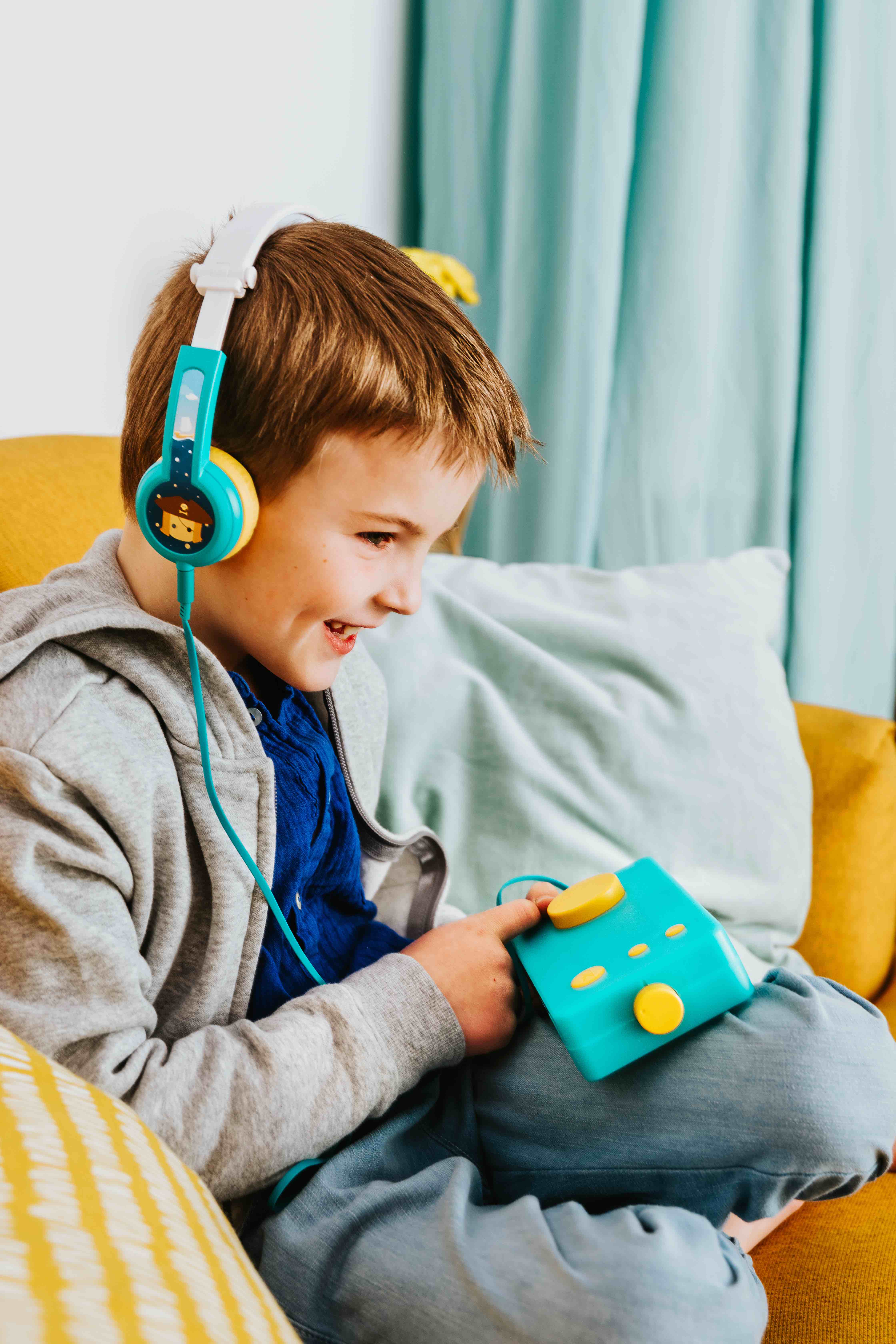 Enfant utilisant LUNII.jpeg